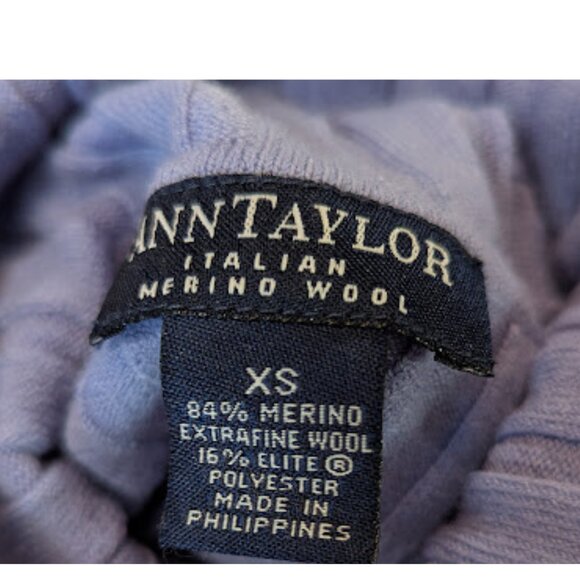Ann Taylor Italian Merino Wool Ribbed Turtleneck Sweater Women’s XS – Lavender - Picture 9 of 9